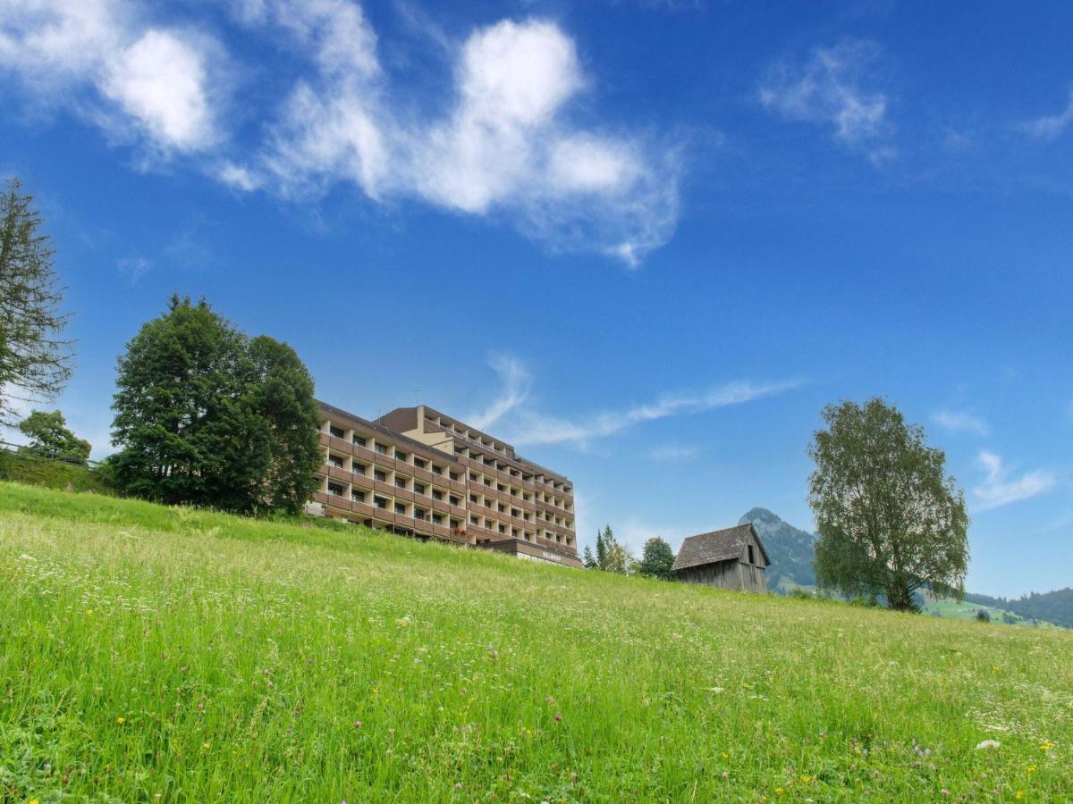 Apartment In Tauplitz With Sauna And Pool ภายนอก รูปภาพ